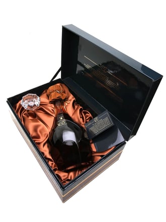 Courvoisier VOC Cognac / Baccarat Crystal
