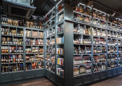 2019 In June 2001 we had 982 Scotch single malts available on our website. In June 2019 we had 2954.