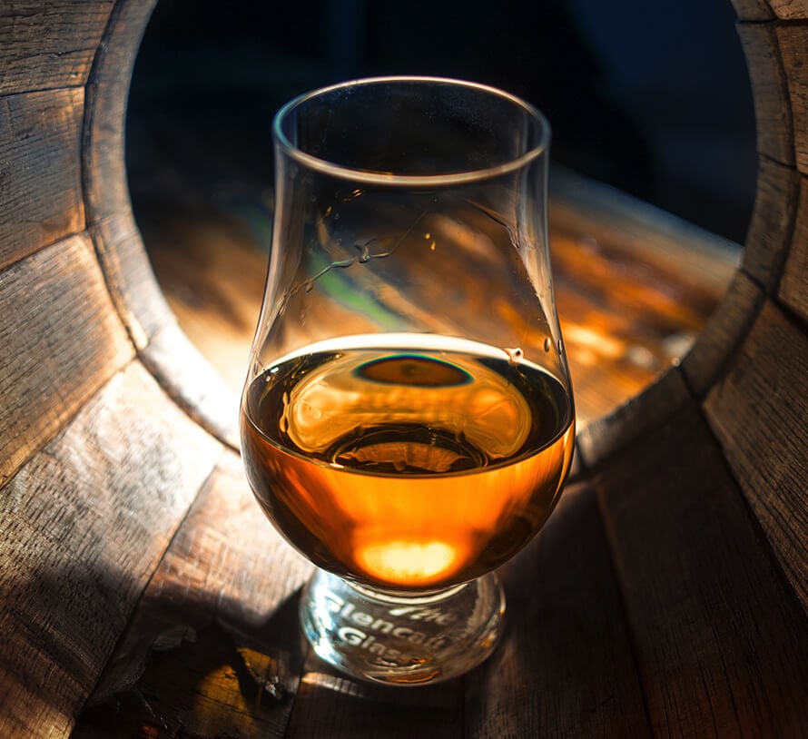 About 3% of the cask's previous contents remain in the cask after being emptied