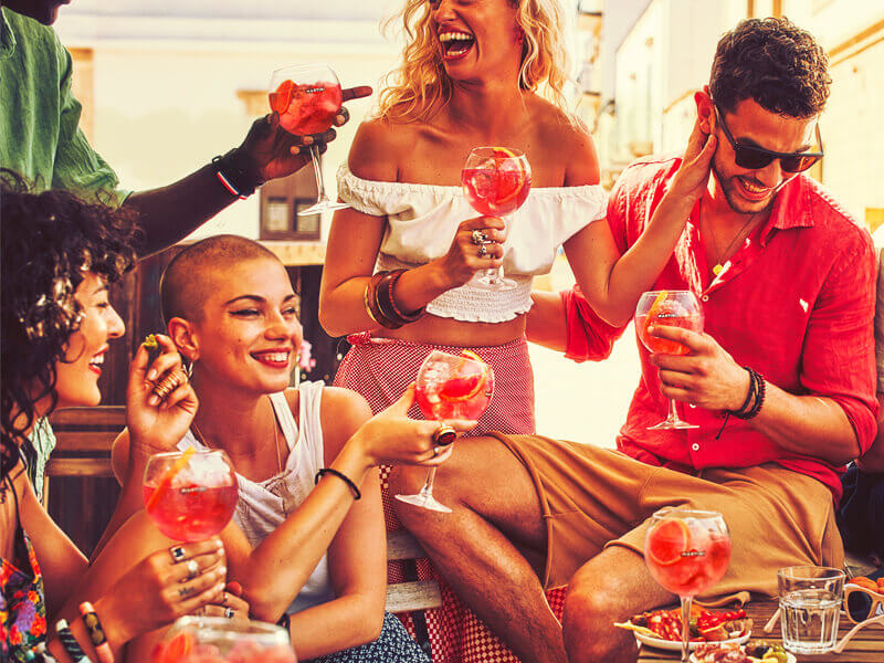 Martini Fiero enjoy the drink of the summer with a free glass and