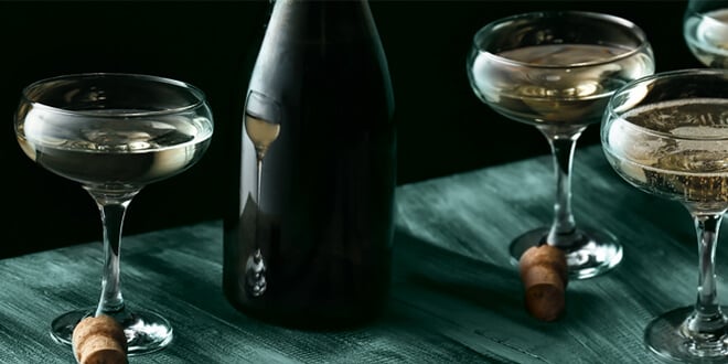 Prestigious champagne brand - logo design - champagne louis