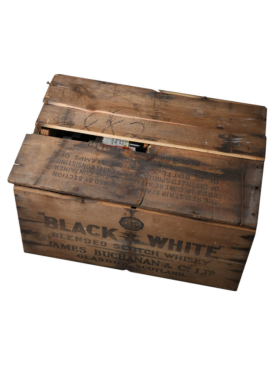 Black & White 12 bottles with Wooden Case / Bot.1950